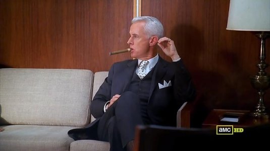 RogerSterlingCigar1.jpg