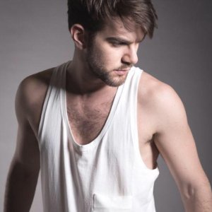 sandro busolo_trono_gay_maria_de_filippi_hiv-4.jpg