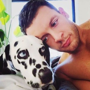 Hot-Dudes-With-Dogs-Instagram-Is-The-Ultimate-Internet-Eye-Candy-58d4da9787fff__605.jpg