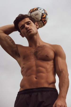 VICTOR-MAGAZINE-Paul-Forman-by-Joseph-Sinclair.-2019-Image-12.jpg