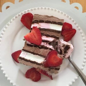 Ice Cream Sandwich Layer Cake..jpg