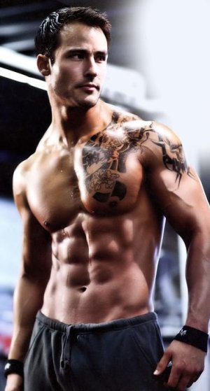 Sean Sarantos is sooo fine & down to earth_ Got a chance to meet him at the LA Fit Expo. Goodnes.jpg Sean Sarantos is sooo fine & down to earth_ Got a chance to meet him at the LA Fit Expo. Goodnes.jpg