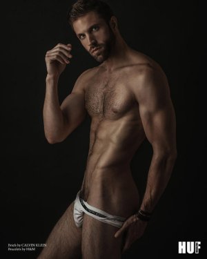 Michael_SergeLee_HUFMag_07.jpg