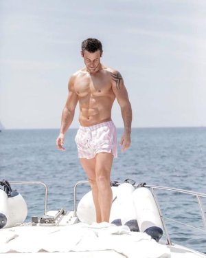 Alex Crockford 64460843.jpg