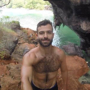 Railay Beach 17268140.jpg