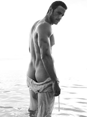 Matt Raimo by danny-cardozo-photography-washed-ashore-6b.jpg