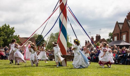 maypole4.jpg