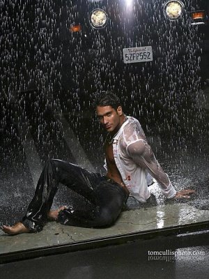 wet 10580138_331774716979954_1187328264019424270_n.jpg