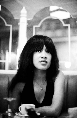 Ronnie Spector - 1974.png