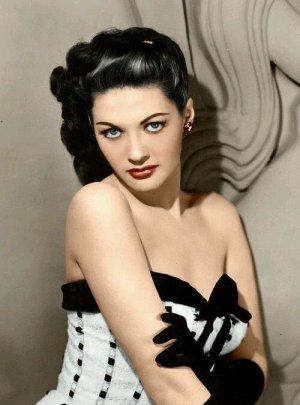 Yvonne De Carlo.jpeg.jpg