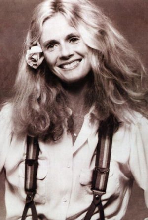 Photo of Kim CARNES; Posed portrait of Kim Carnes circa 1975_.jpeg.jpg
