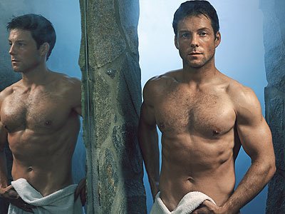 Jamie Bamber.jpg