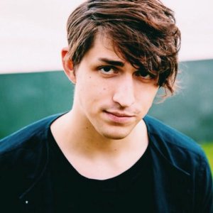 Image about kawaii in fav DJ's by Fer(๑•_•๑)_¨_•.¸¸⋆_✩.jpg