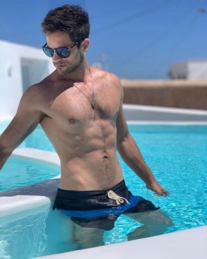 Brant Daugherty 65606892.jpg