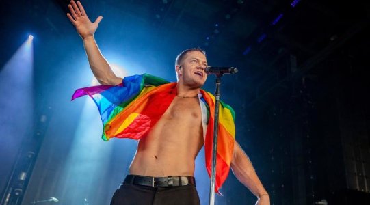 Dan Reynolds.jpg