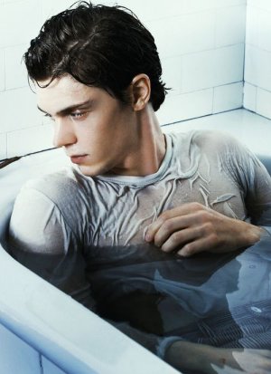f9c3ac5e297d414d4806a00023f8a920--american-horror-story-beautiful-men.jpg