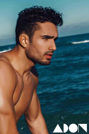 BeachBluesForADONMagazine-AndreCosta 4.jpg