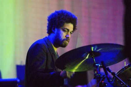 Danger_Mouse_with_Broken_Bells_2010.jpg