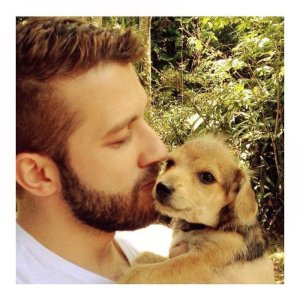 Bernardo Villas Boas with Frida.jpg