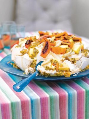 Tropical fruit pavlova.jpg