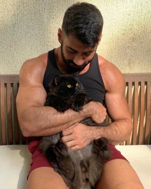 Ali Al Wawi 67440231.jpg