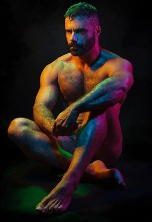 21042353 Rest under the rainbow. By  jackrainbow.jpg