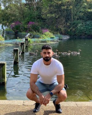 69717759 Hyde Park, London.jpg