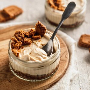 no bake Biscoff cheesecake.jpg