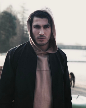 Elliott Clements-Hill aHR0cHM6Ly93.png