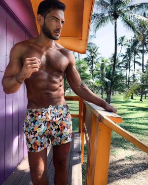 67766075 Miami Beach.jpg