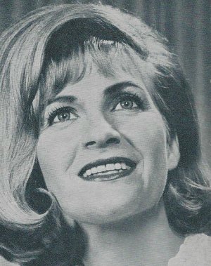 Skeeter_Davis_1960s_portrait.jpg