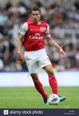 robin-van-persie-arsenal-fc-arsenal-fc-st-james-park-newcastle-england-JB73RH.jpg