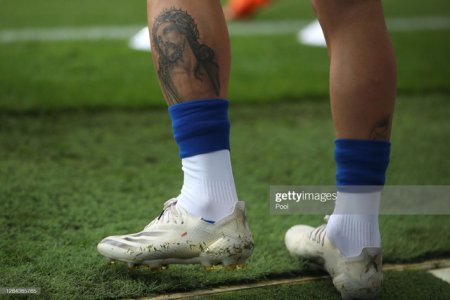 LIVERPOOL-ENGLAND-NOVEMBER-07-A-detailed-view-of-James-Rodriguez-of-Everton-tattoo-prior-to-the-.jpg