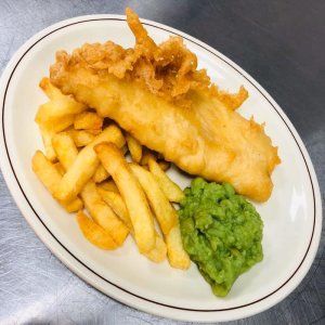 Mister Pink's Fish and Chips, Lymington.jpg