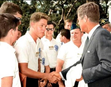 A  young President Clinton  meets President  JFK .jpg