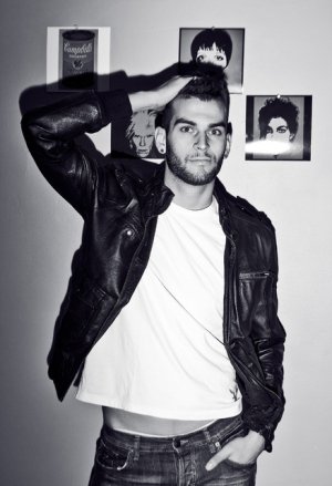 3095083323 photographed by Riki Tinoza in 2008.jpg