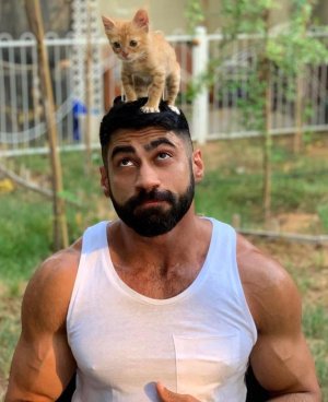 Ali Al Wawi 67335717.jpg