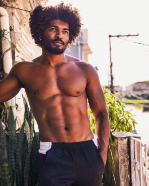 FB_3ed039818117 30930111.jpg