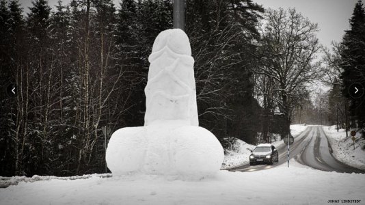 penis_sculpture.jpg