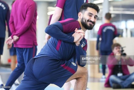 ilkay_gundogan_reacts_during_training_at_manchester_city_football_on_picture_id874941712.jpg