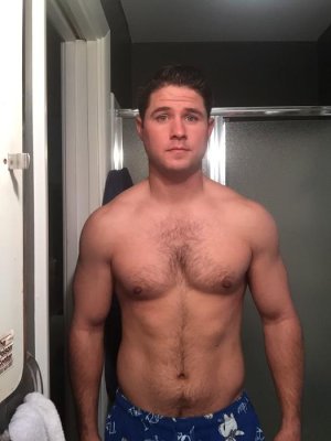 Brad b9b4701acb15adb71aaf0eceacc4cc2c.jpg