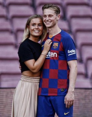 D-u4tJ0XoAEw5_t.jpg D-u4tJ0XoAEw5_t.jpg