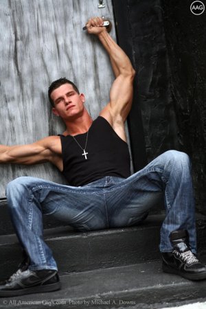 Peter Pagan-Hawk Brawn (37).jpg