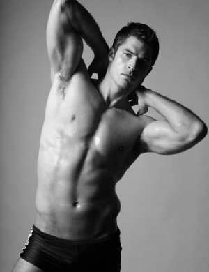 Donovan Klein tumblr_mmbus1zZHQ1qz7de4o1_500.jpg