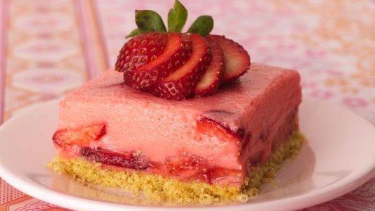 triple strawberry dessert.jpg