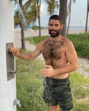 118876630 Ft Lauderdale Beach.jpg