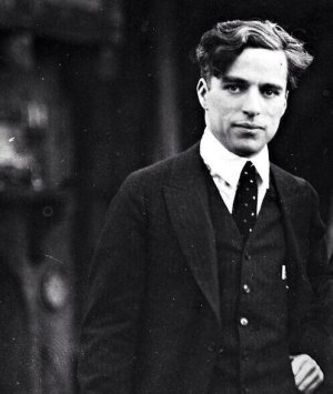 Charles  Spencer  Chaplin c .jpg