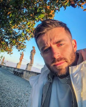 88458010 Florence, Italy.jpg