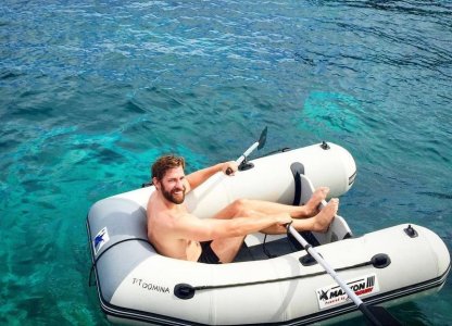 92572029 john-krasinski-.jpg