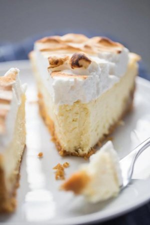 Lemon-Meringue-Cheesecake.jpg